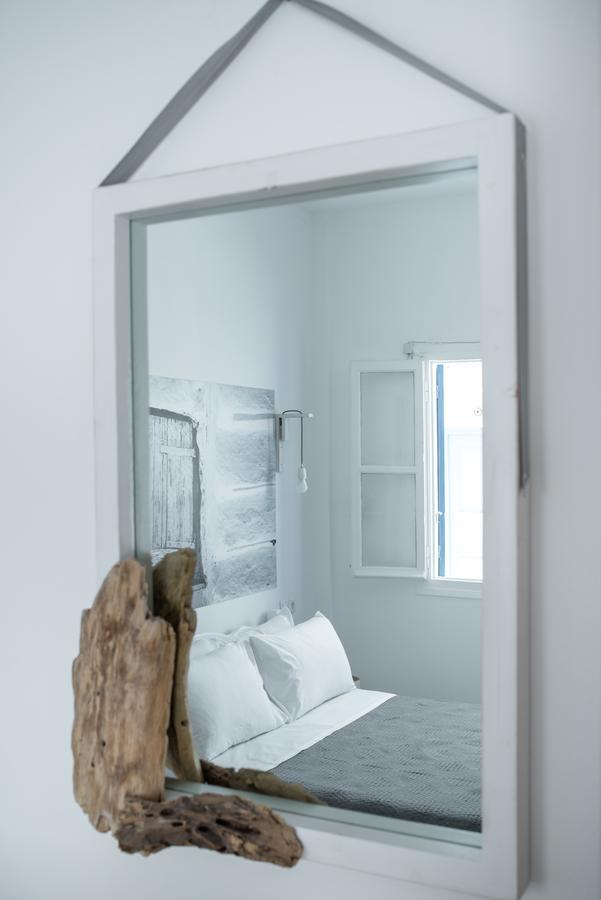 White And Grey Chora Mykonos Town Exterior foto